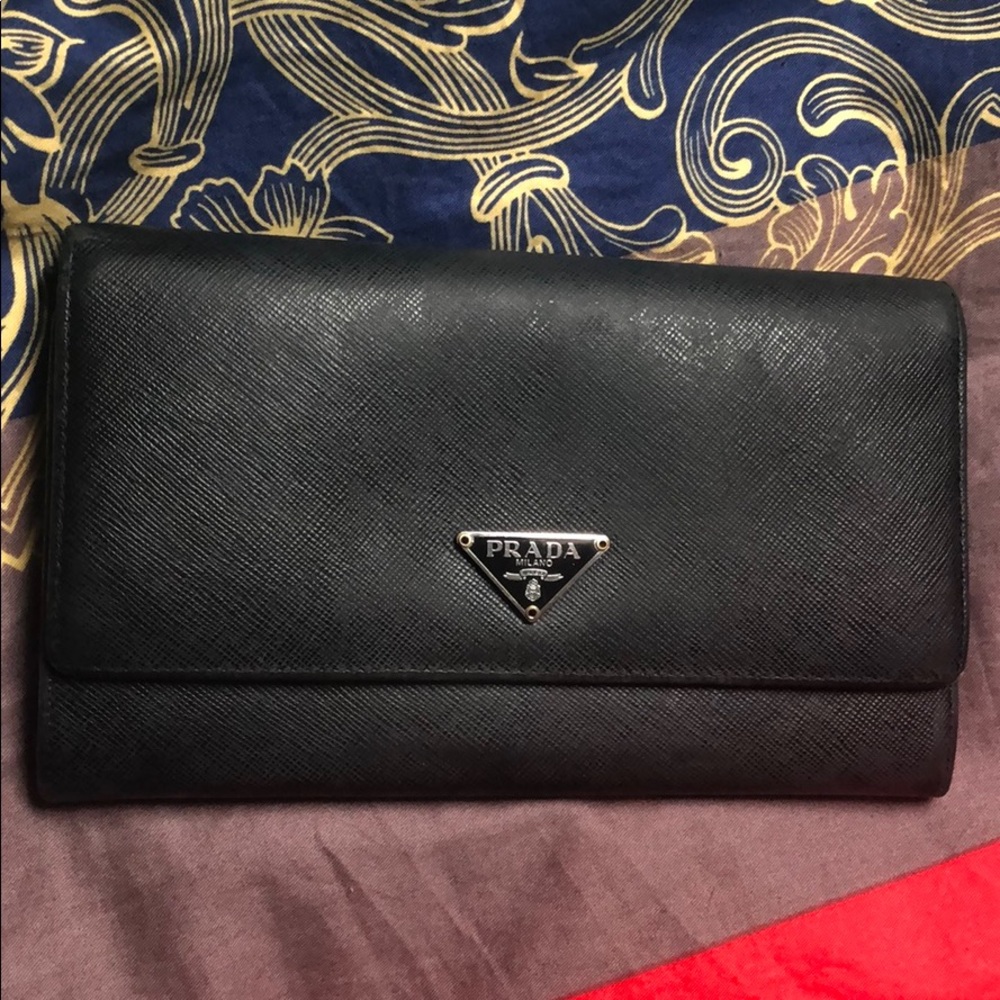 Prada Trifold Wallet, black saffiano leather